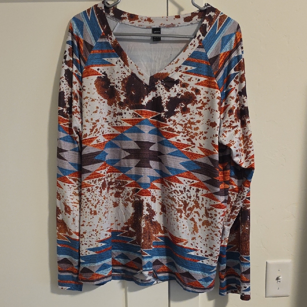 Ranlege Printed Top in Light Blue with Rust Accents